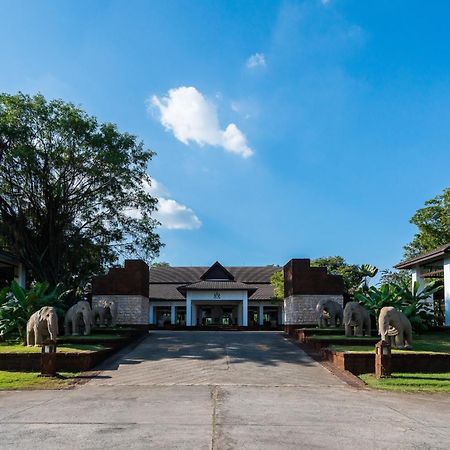 Tawa Ravadee Resort Prachinburi, A Member Of Worldhotels Distinctive Si Maha Phot Exterior foto