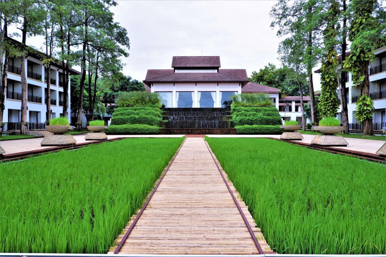 Tawa Ravadee Resort Prachinburi, A Member Of Worldhotels Distinctive Si Maha Phot Exterior foto